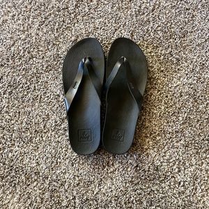 Reef Women’s Sandals Size 9